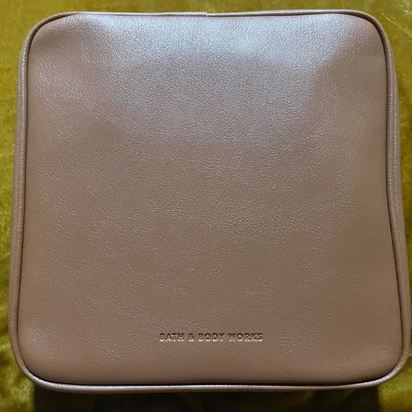 Bath & Body Works BEARD KIT For Men FOUR PIECES - Picture 3 of 9